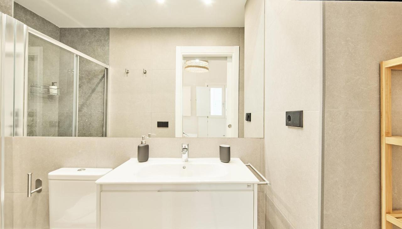 Apartamento Vega Little Apartments カディス エクステリア 写真